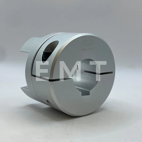 Полумуфта GS24 безлюфтовая, с готовым отверстием d=24 мм, шпон паз 8х3,3мм, EMT | ЕМТ