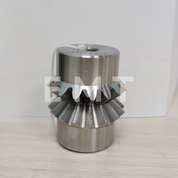 Коническая пара прямозубая (B) C29B221, передат. число=1:1, M=2,5, Z=22/22, EMT | ЕМТ